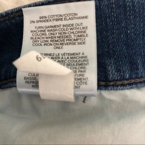 2/$30 Express Medium Wash Grommet Distressed High Rise Stretch Skinny Jeans - Picture 10 of 11